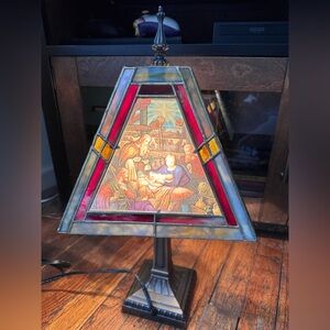 Stained Glass Table Lamp with Artistic Design